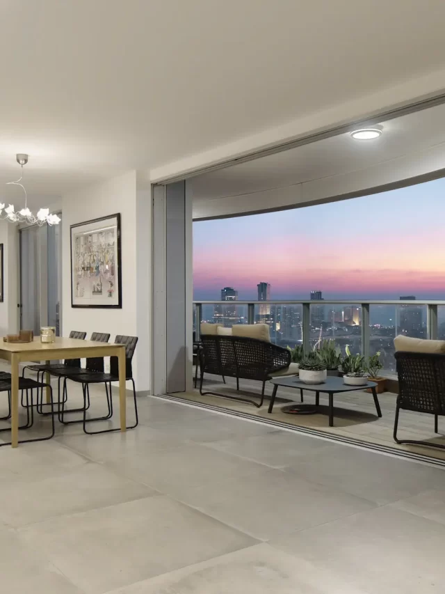 GINDI TLV Sea view 4 bedroom generous apartment for sale